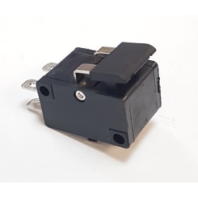 Vypínač HT 440